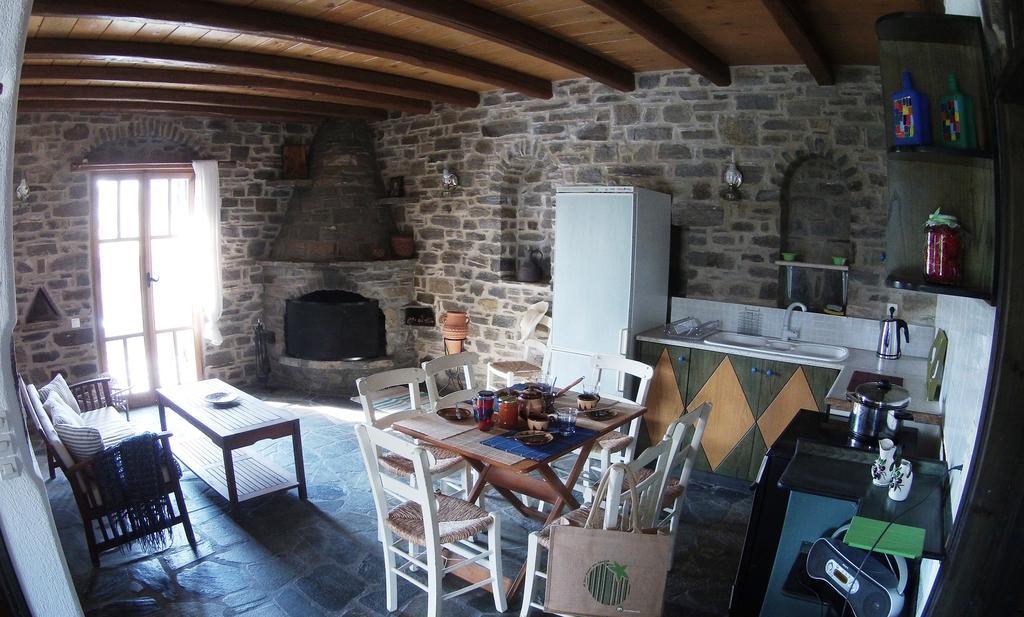 Arokaria Hideaway Suites Krotiri Δωμάτιο φωτογραφία